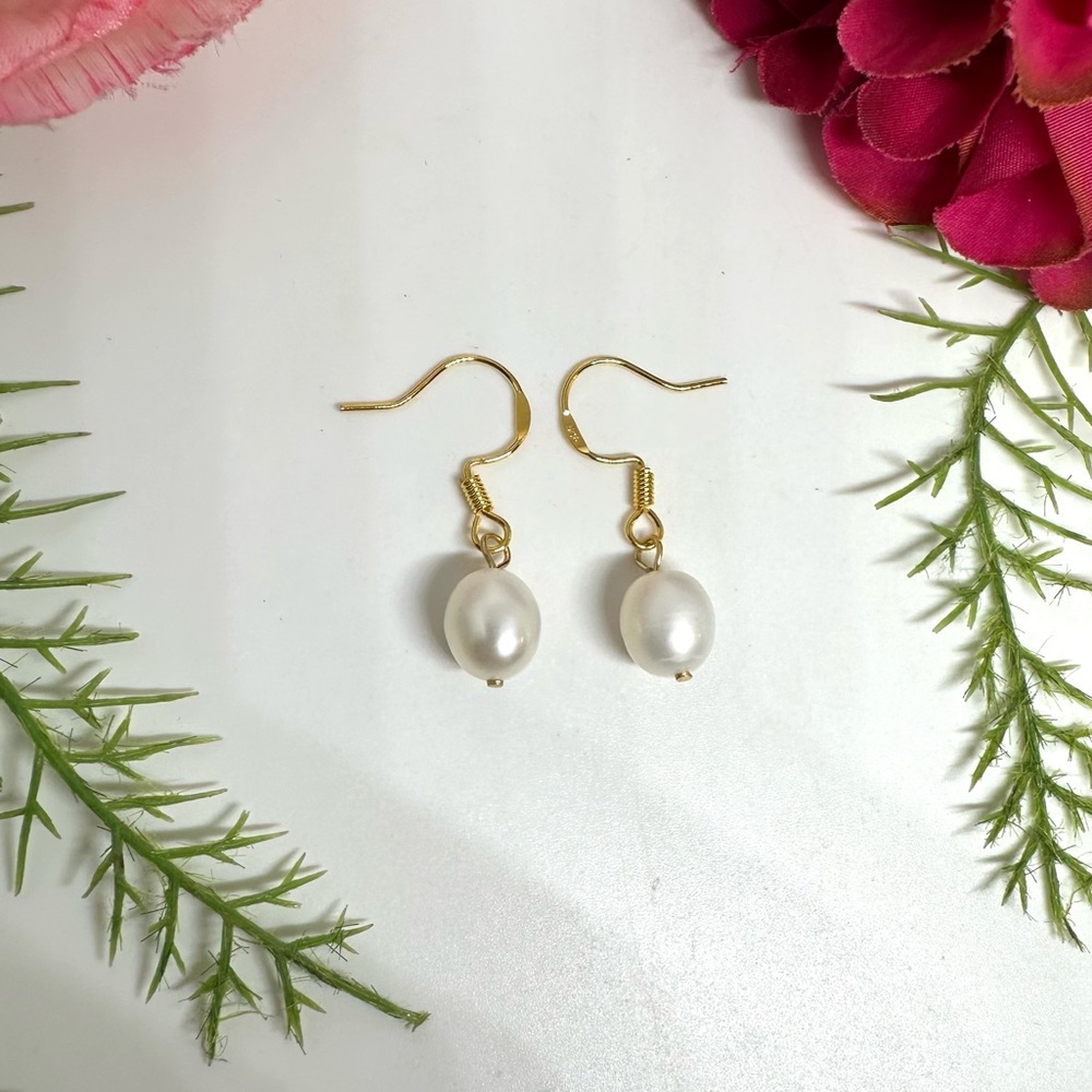 NEW⚜️Freshwater Pearl Drop Earrings - Picture 3 of 5